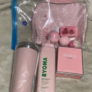 Crazy for Pink bundle giftset,Skincare and Fragrance Set! Great Valentine’s Day